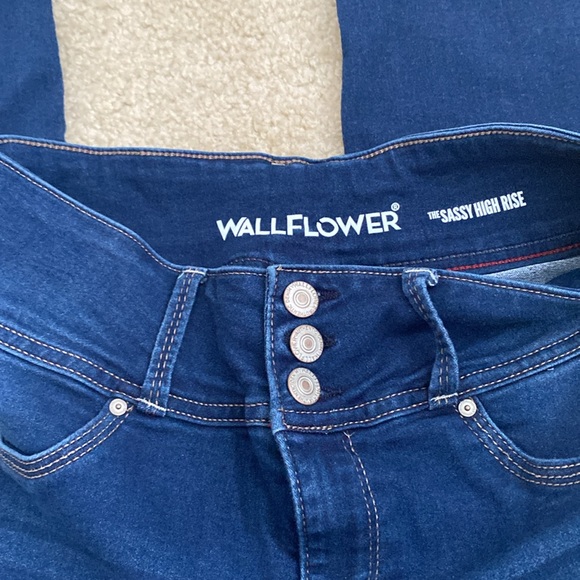 Junior’s jeans - Picture 3 of 4